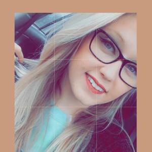 Meet your Posher, Lacey